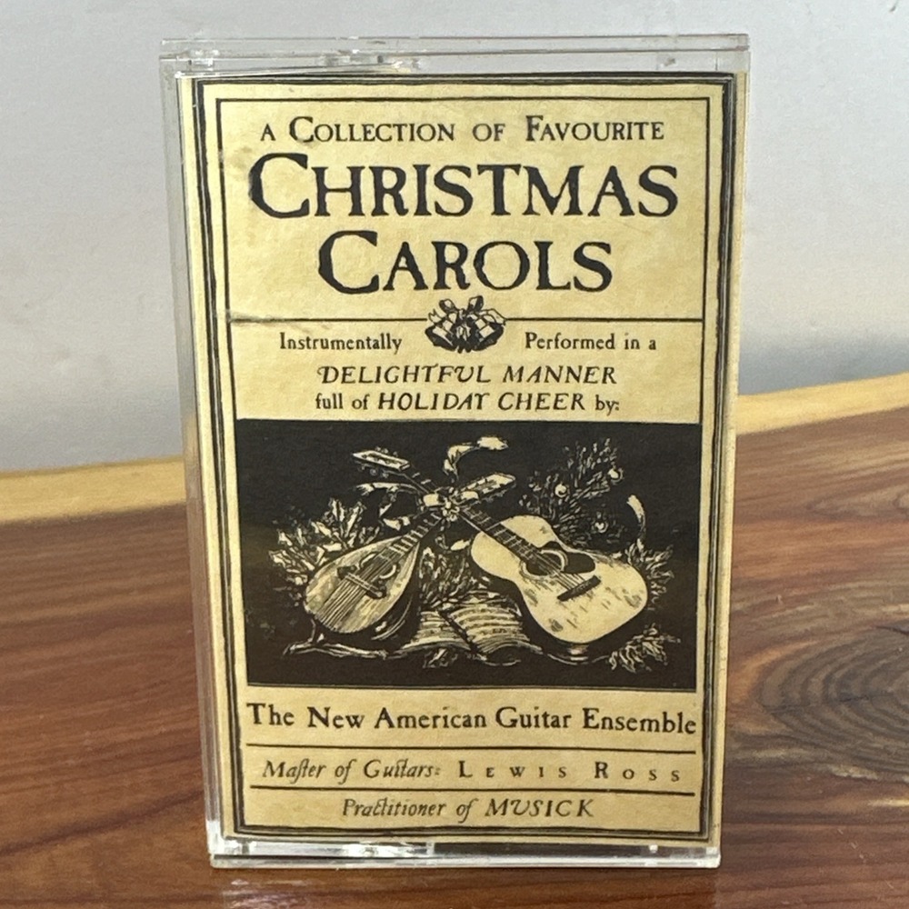 A Collection of‎ Favorite Christmas Carols - Lewis Ross (Cassette)